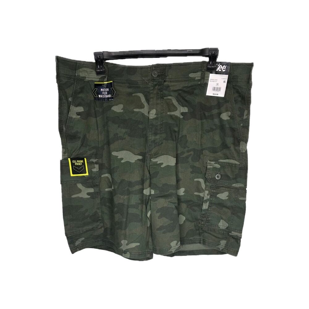 Lee Mens Size 42 Green Camouflage Cargo Shorts Motion Flex Pockets Relaxed Fit